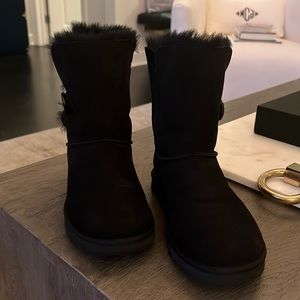 UGG Bailey button boot